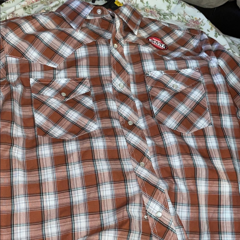 Wrangler Brown and White Plaid Button-Down Shirt